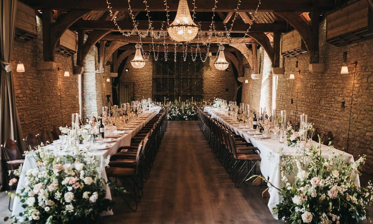 sweet-ideas-of-wedding-decorations-on-winter