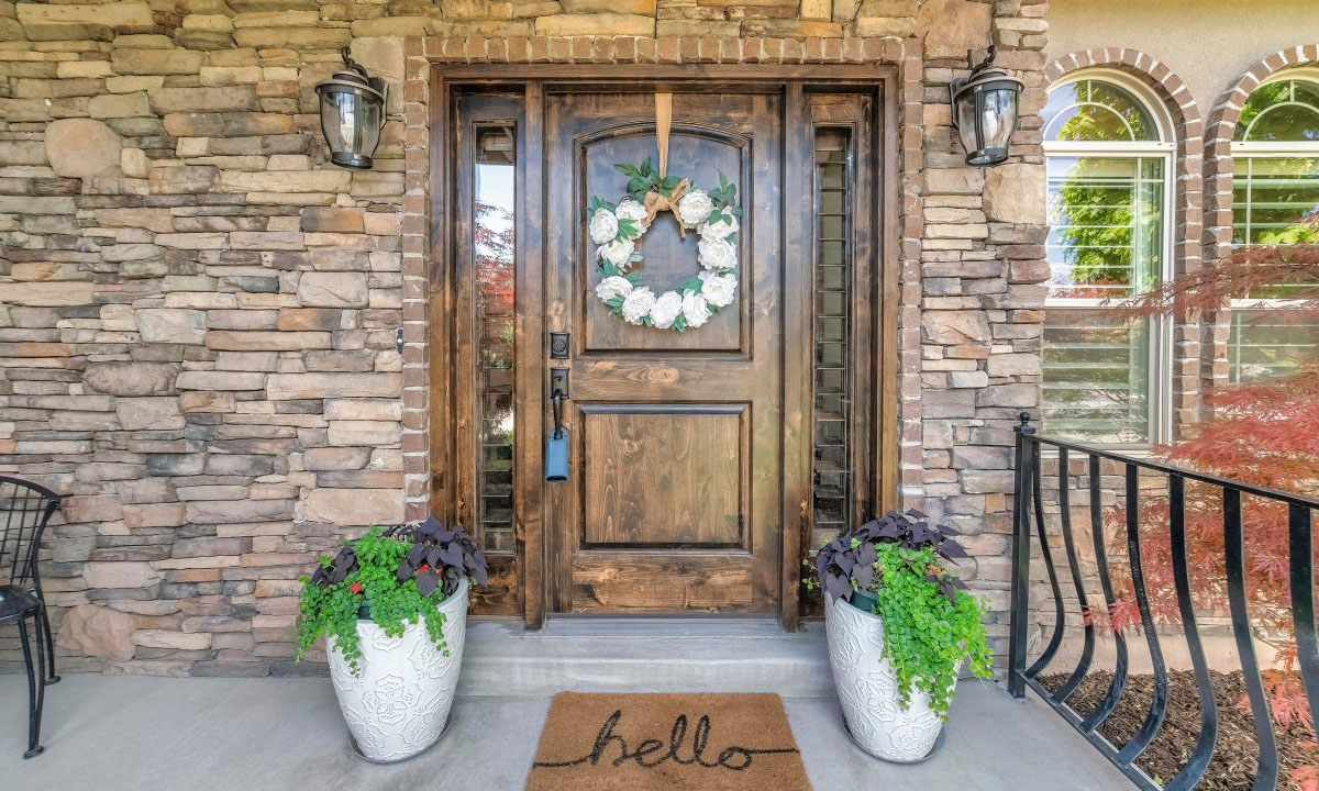 top-tips-for-choosing-the-right-front-door